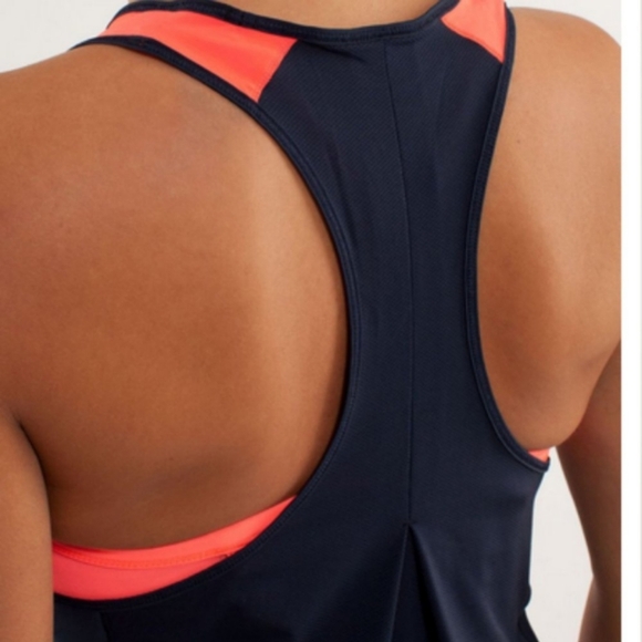 Lululemon Pump It Up TankLight Flare / Inkwell, Size 4 - Picture 6 of 16